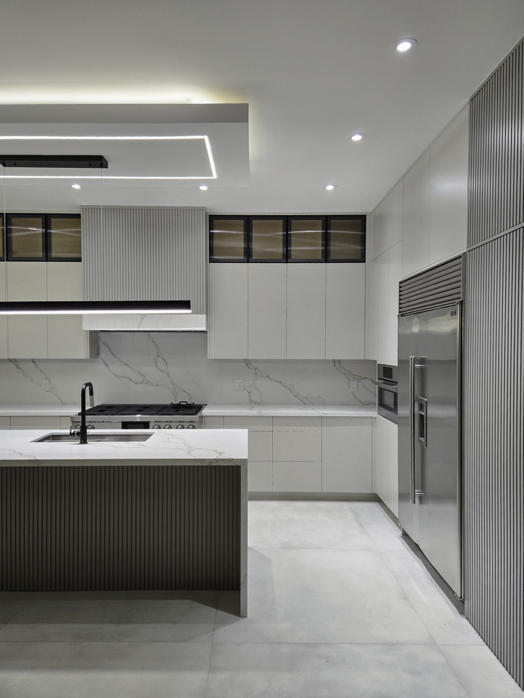 Contemporary Calacatta Kitchen 5