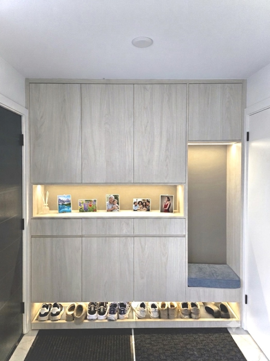 Walk-In Closets & Wardrobes 9