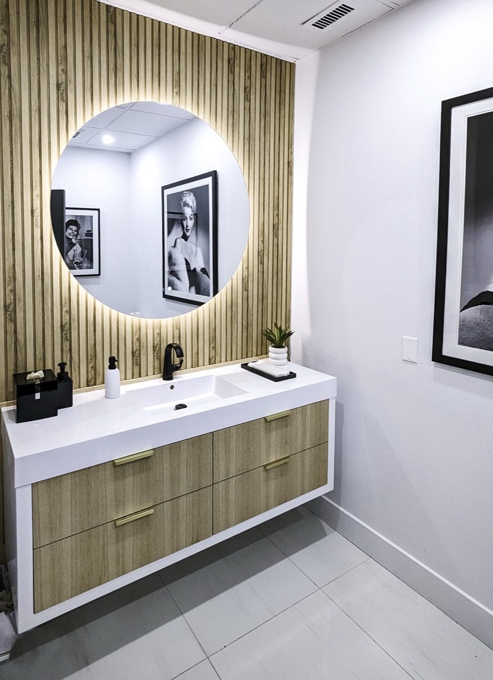 Skin Vitality Medical Clinic – commercial millwork by Panda Reno, photo 5