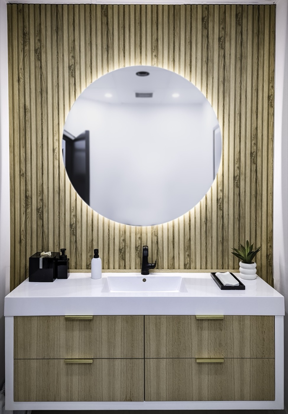 Skin Vitality Medical Clinic – commercial millwork by Panda Reno, photo 6